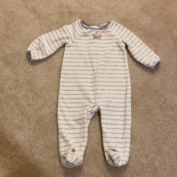 NWOT Juicy Couture Onesie - Picture 2 of 7